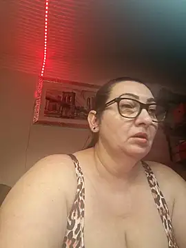 Snapshot of Genoveva73sexy chatting on March 10, 6:27 am Genoveva73sexy online show from March 10, 6:27 am