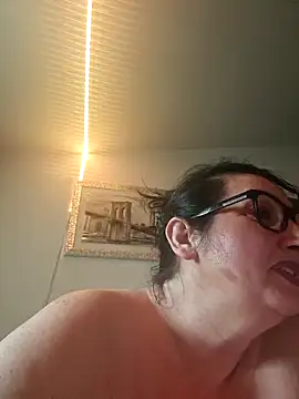 Snapshot of Genoveva73sexy chatting on March 22, 3:20 pm Genoveva73sexy online show from March 22, 3:20 pm