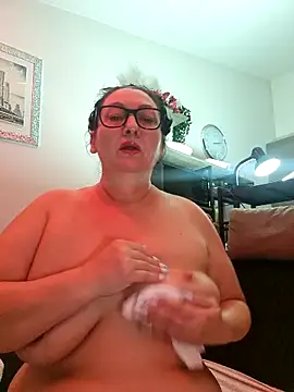 Snapshot of Genoveva73sexy chatting on October 22, 12:16 pm Genoveva73sexy online show from October 22, 12:16 pm