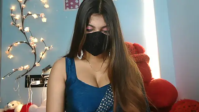 Reena Singh53 online show from December 20, 2:02 pm