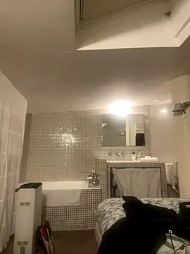 MaxVain online show from November 19, 8:42 pm