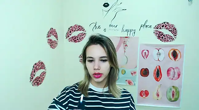 Snapshot of _StAcY chatting on December 8, 7:37 am  StAcY online show from December 8, 7:37 am