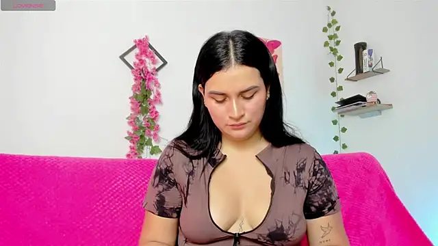 Emic  online show from January 26, 3:14 pm