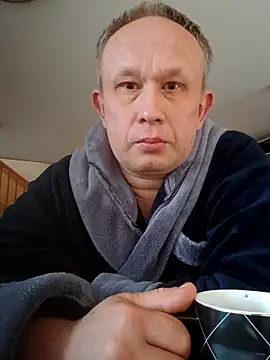 X46x online show from October 26, 5:46 am