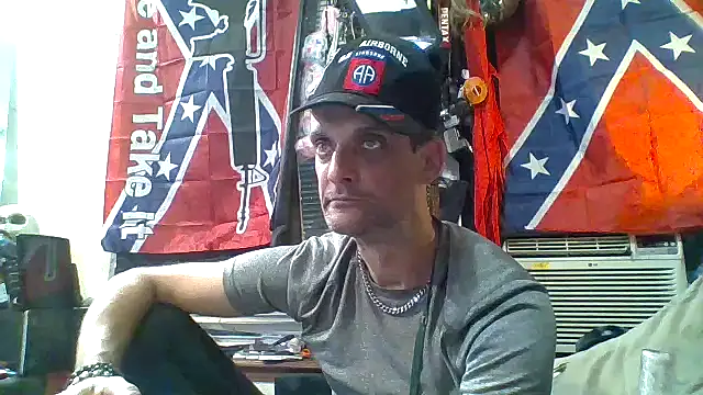 slinginbigD online show from October 26, 10:04 pm