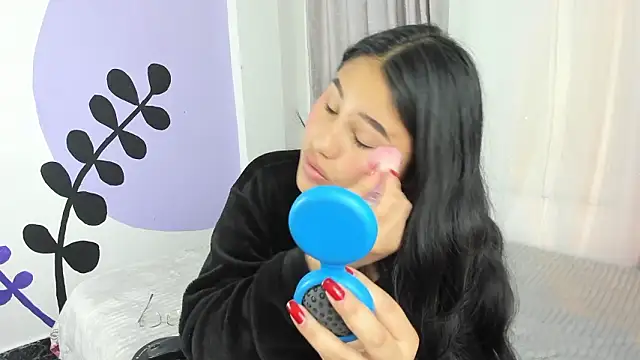 Snapshot of Little_Ivy chatting on March 2, 7:10 pm Little Ivy online show from March 2, 7:10 pm