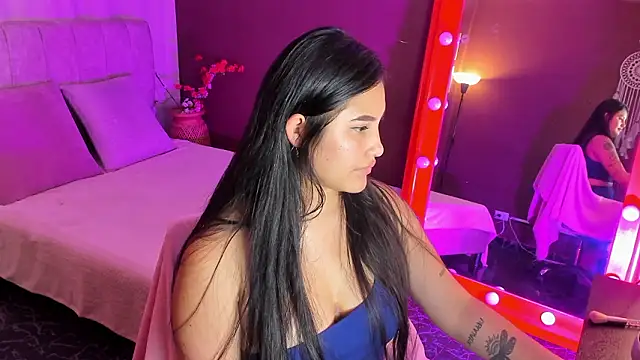 Snapshot of Little_Ivy chatting on March 6, 7:10 pm Little Ivy online show from March 6, 7:10 pm