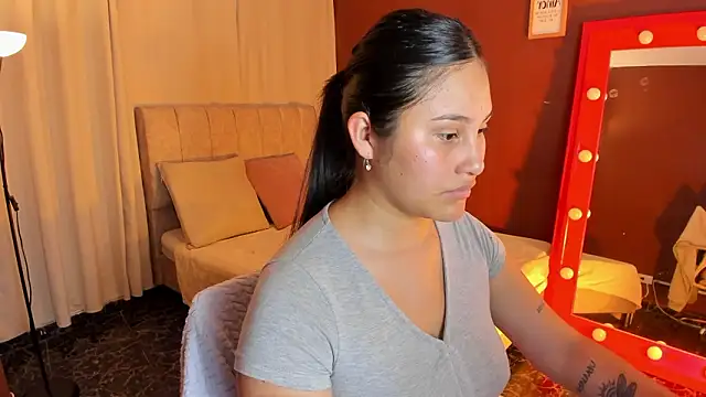 Snapshot of Little_Ivy chatting on March 7, 6:49 pm Little Ivy online show from March 7, 6:49 pm