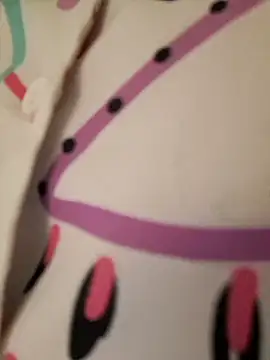 Isis Osman online show from December 19, 7:10 pm