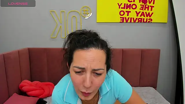 Linda Insatiable online show from March 14, 7:37 am