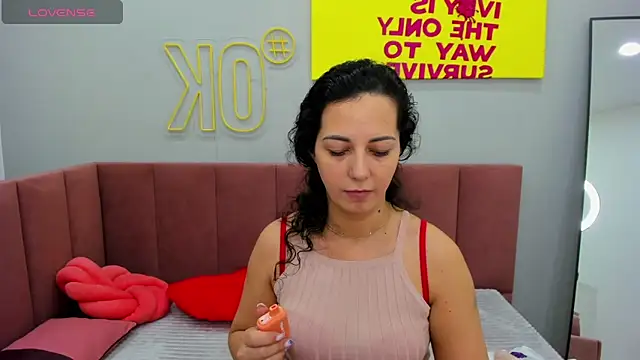 Linda Insatiable online show from March 16, 1:28 am