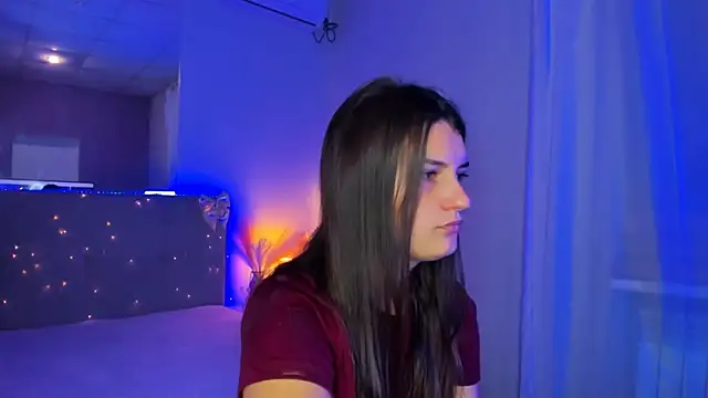 Laura Leee online show from July 17, 5:25 am