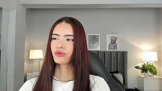 Madie  collins online show from March 7, 11:07 am