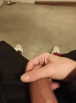 casper0303 online show from February 28, 1:58 am