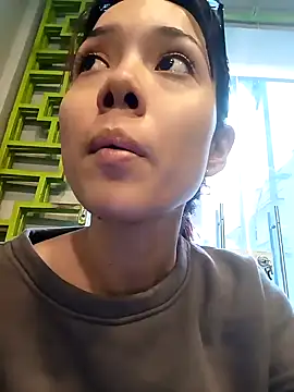 Snapshot of sophiaFoster4u chatting on February 3, 4:10 pm sophiaFoster4u online show from February 3, 4:10 pm