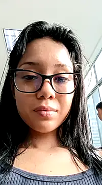 Snapshot of sophiaFoster4u chatting on February 17, 3:53 pm sophiaFoster4u online show from February 17, 3:53 pm