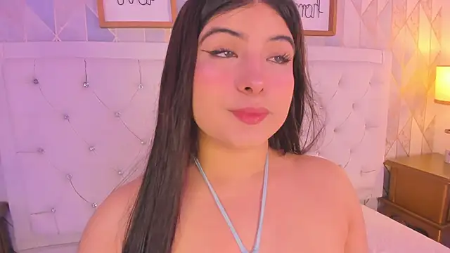 Snapshot of martina_rivera_ chatting on May 1, 12:10 pm martina rivera online show from May 1, 12:10 pm