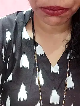 Urmila bhabhii online show from February 7, 9:05 am