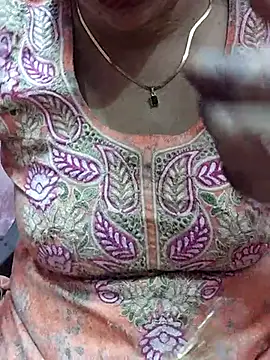 Urmila bhabhii online show from March 4, 3:04 pm