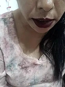 Urmila bhabhii online show from December 18, 3:45 am