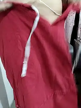 Snapshot of Urmila_bhabhii chatting on June 28, 3:29 pm Urmila bhabhii online show from June 28, 3:29 pm