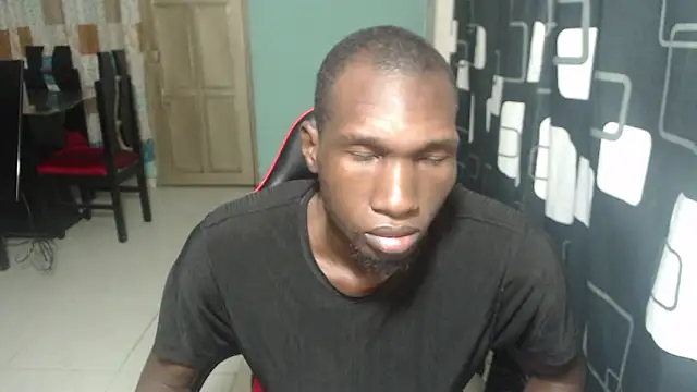 Snapshot of black30cmdick chatting on February 20, 5:26 am black30cmdick online show from February 20, 5:26 am