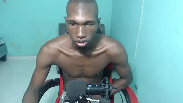 Snapshot of black30cmdick chatting on February 24, 6:22 am black30cmdick online show from February 24, 6:22 am