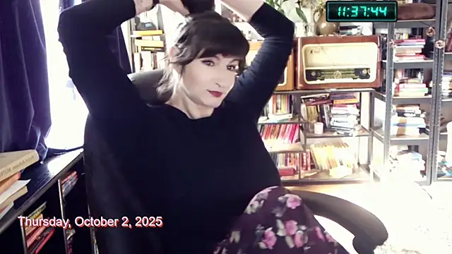 Snapshot of 404girlnotfound chatting on October 2, 9:38 am 404girlnotfound online show from October 2, 9:38 am