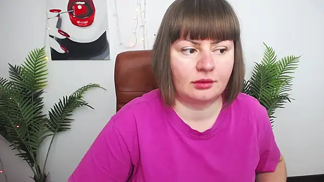 ZannaDreil online show from May 21, 11:17 am
