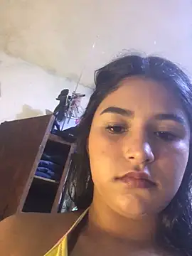 SINUECASTILLO online show from March 8, 5:59 am