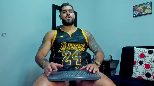 SamirHazard97 online show from January 19, 2:36 am