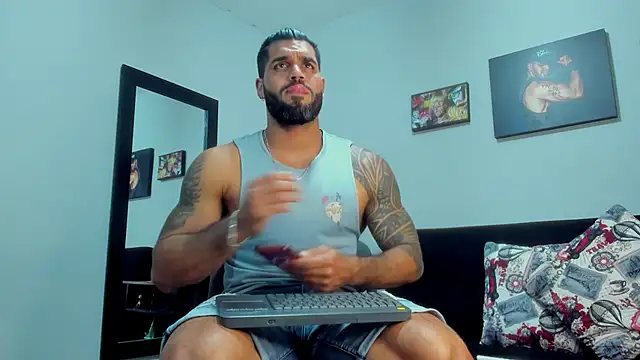 SamirHazard97 online show from October 11, 9:13 pm