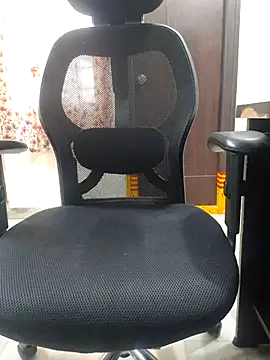 Snapshot of divyansh_hyderabadi chatting on February 17, 10:12 am divyansh hyderabadi online show from February 17, 10:12 am