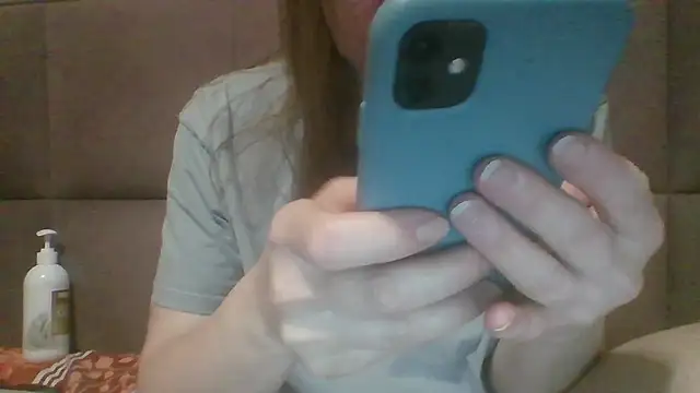 Sladkiegubki online show from March 17, 11:54 pm