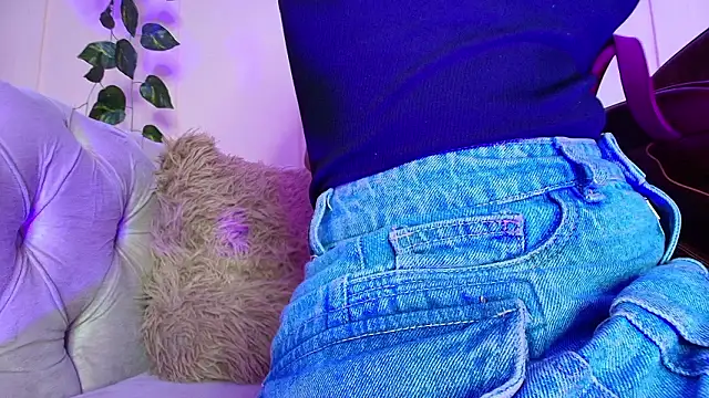 miranda villa online show from February 19, 12:56 pm