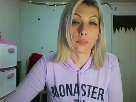 alixia81 online show from January 8, 9:32 am