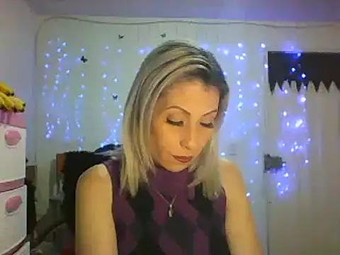 alixia81 online show from February 11, 12:17 am