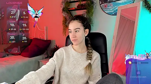 Belle Via online show from December 9, 1:13 pm