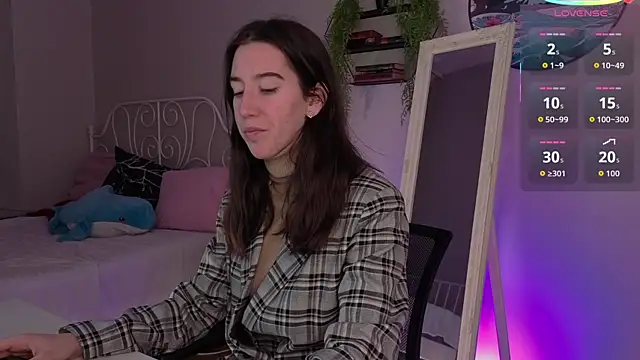 Belle Via online show from October 17, 3:14 pm