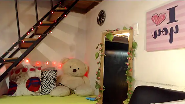 luna sky83 online show from January 16, 7:28 am