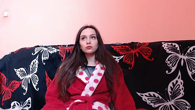 Snapshot of AlmaQueen chatting on January 9, 6:06 am AlmaQueen online show from January 9, 6:06 am