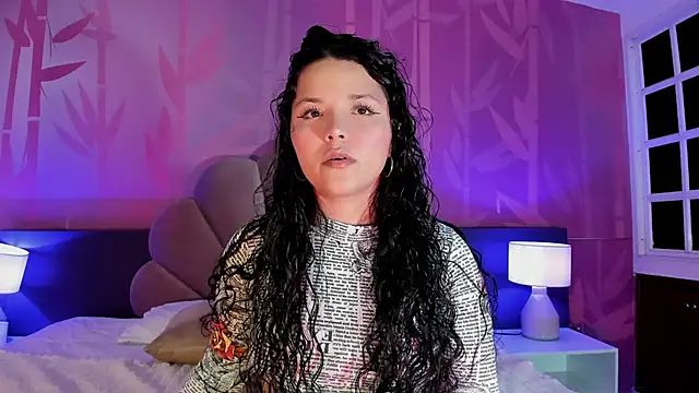 Snapshot of LottiCarter chatting on January 24, 3:11 am LottiCarter online show from January 24, 3:11 am