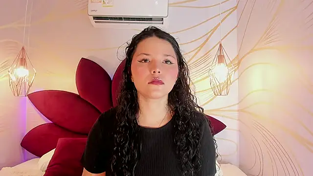 Snapshot of LottiCarter chatting on October 18, 11:55 am LottiCarter online show from October 18, 11:55 am