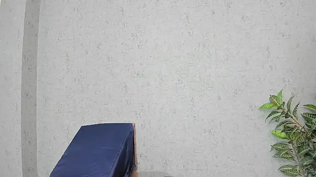 Tiffany mendez online show from January 12, 12:10 pm