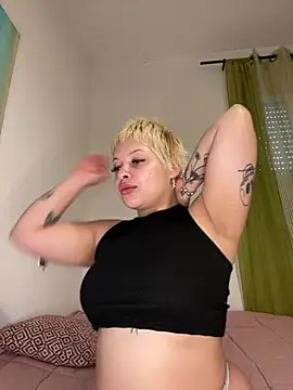 Snapshot of sammymoon chatting on March 25, 8:20 am sammymoon online show from March 25, 8:20 am