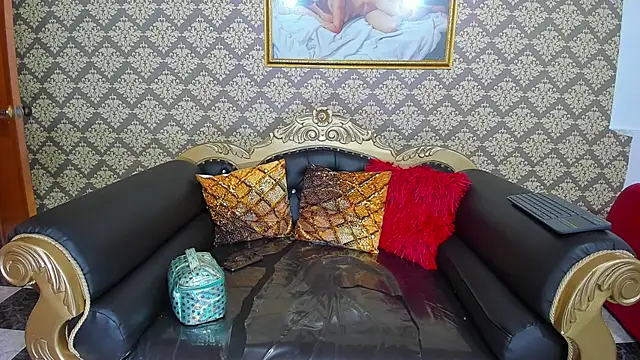 candy hairy online show from January 13, 3:23 am