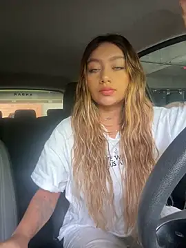 amanda-medrano1 online show from March 13, 2:01 pm