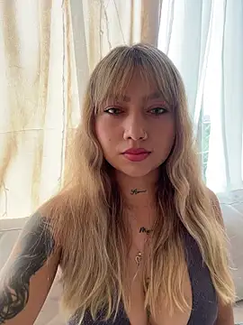 amanda-medrano1 online show from February 19, 2:13 pm