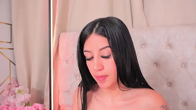 JulessCornett online show from January 6, 11:31 pm