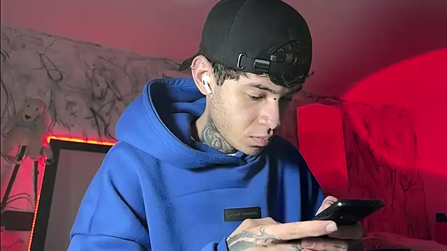 Saturno v online show from January 29, 11:20 am